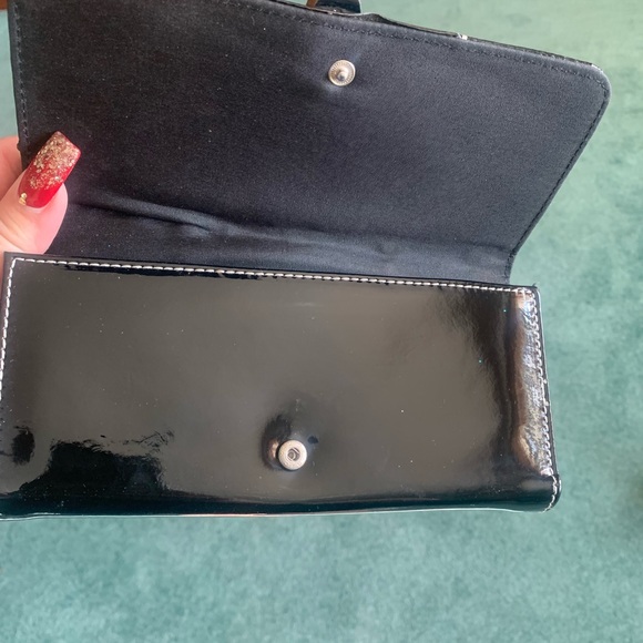 Purse .. Matching Wallet & Earrings - Picture 8 of 14